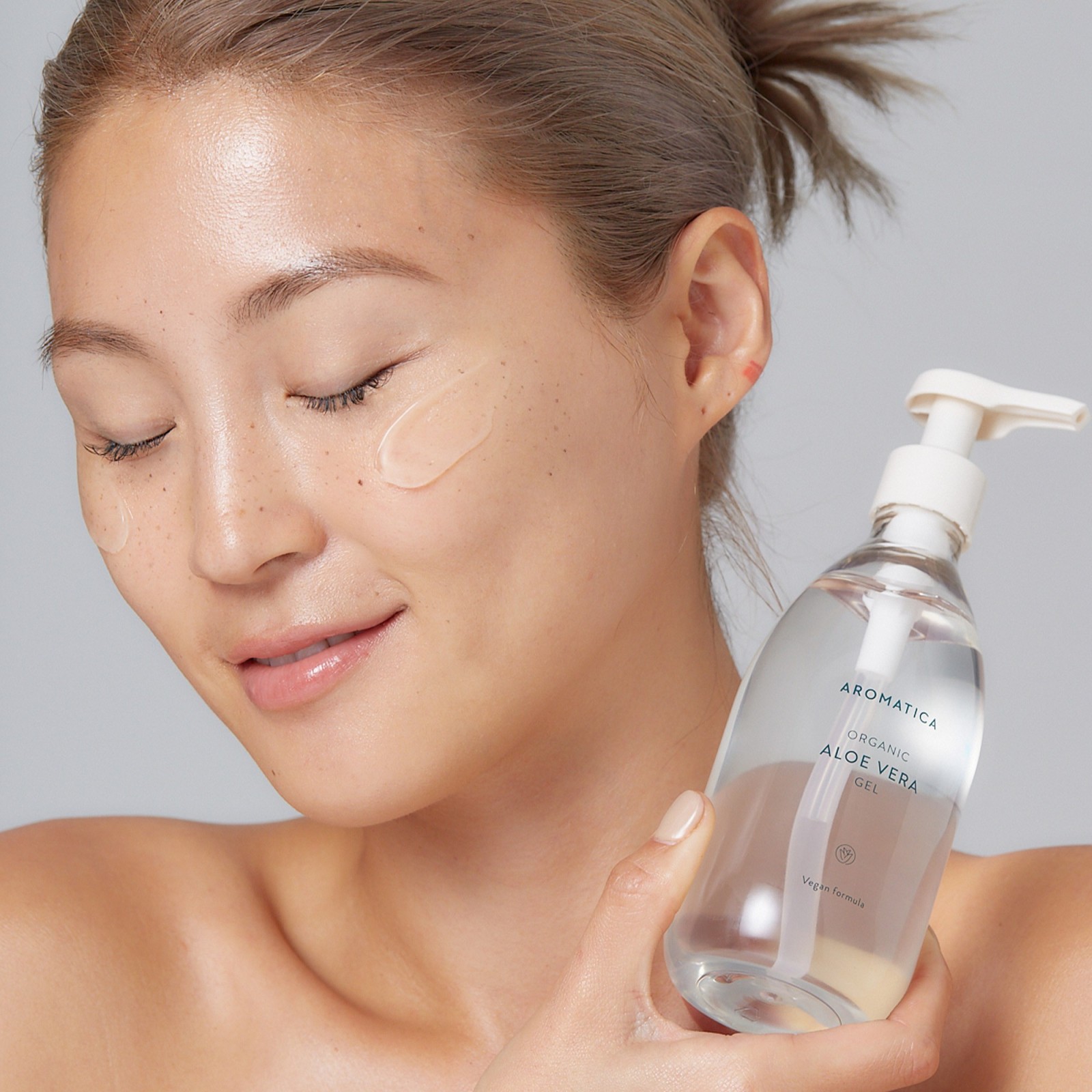 Organic Aloe Vera Gel - Aromatica | MiiN Cosmetics