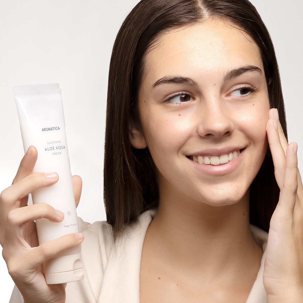 Natural Aloe Aqua Cream - Aromatica | MiiN Cosmetics