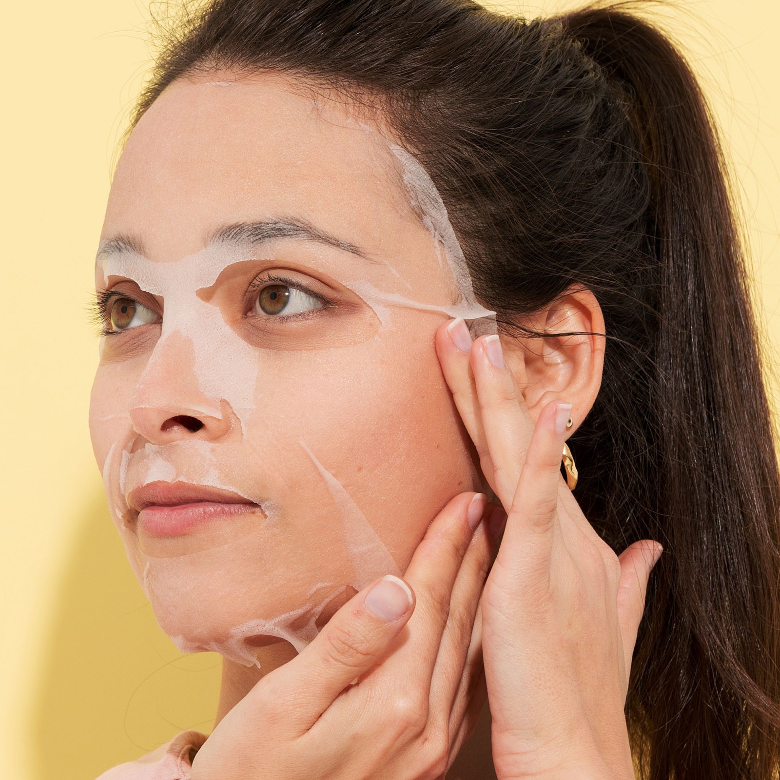 Snail Bee High Content Mask - Benton | MiiN