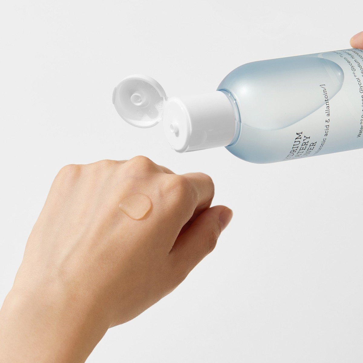 Tónico hidratante con ácido hialurónico y pantenol - 150 ml - COSRX | MiiN Cosmetics