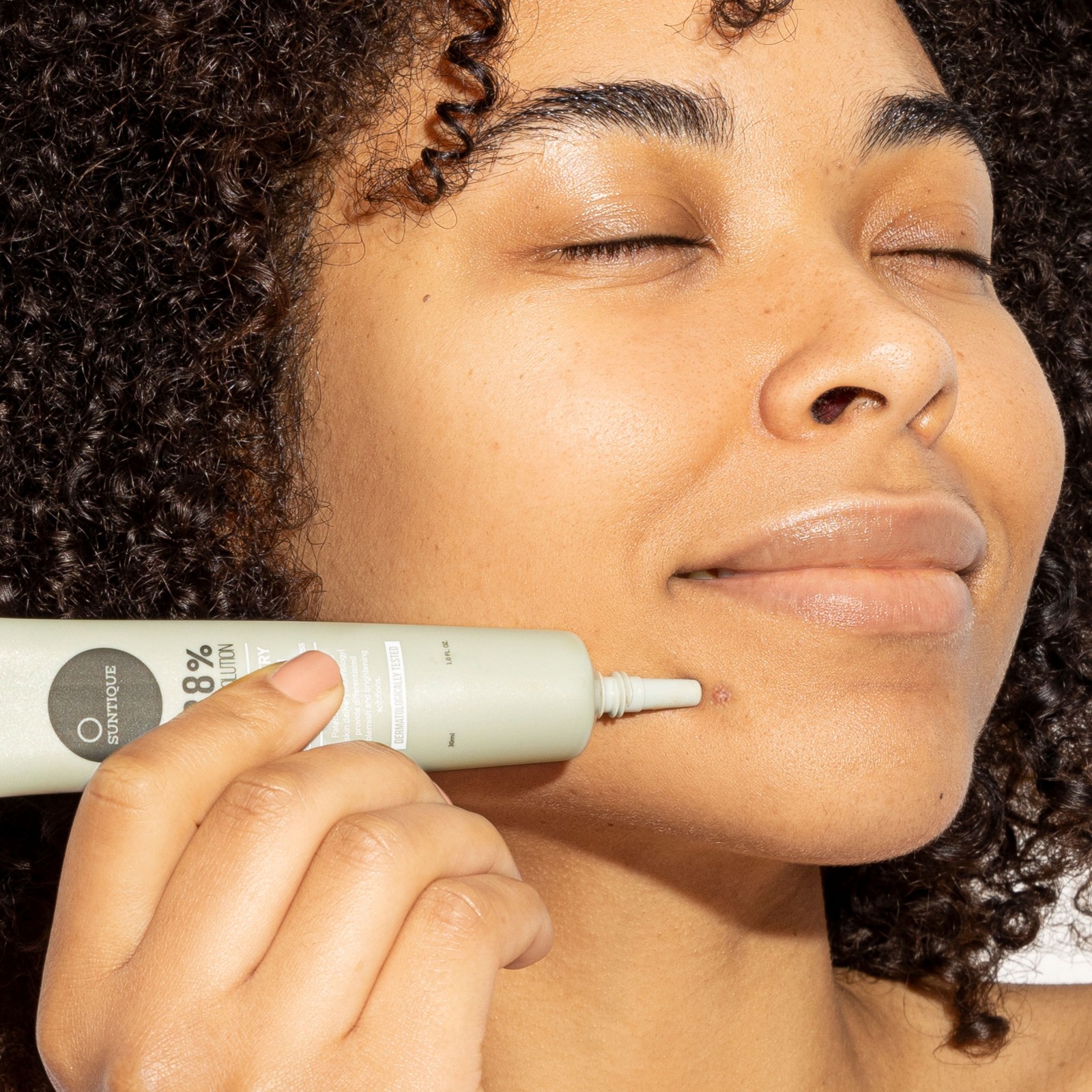 I'M 8.8% Dark Spot Solution - Suntique | MiiN Cosmetics